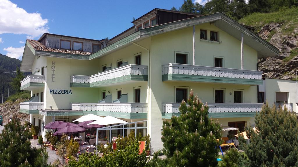 Reschnerhof Bed & Breakfast Resia Ngoại thất bức ảnh