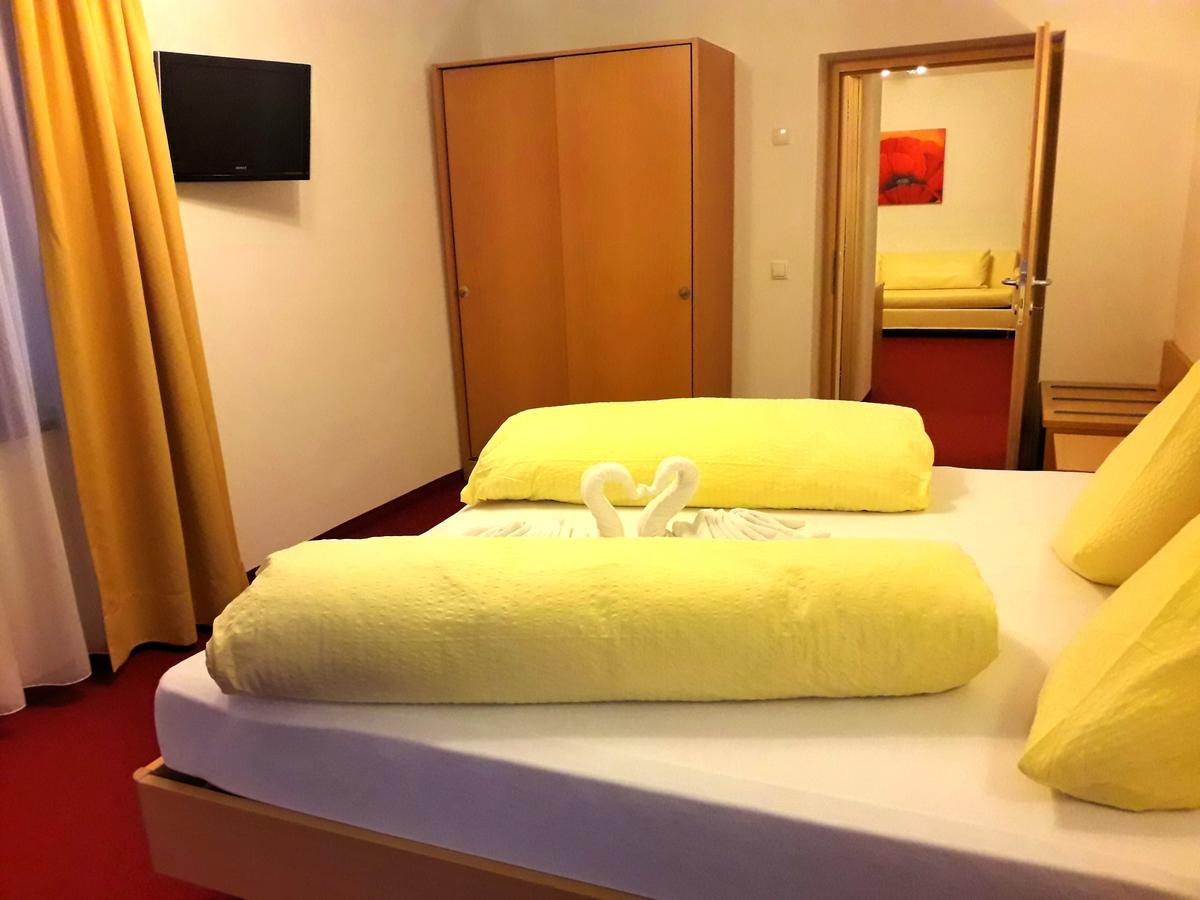 Reschnerhof Bed & Breakfast Resia Ngoại thất bức ảnh